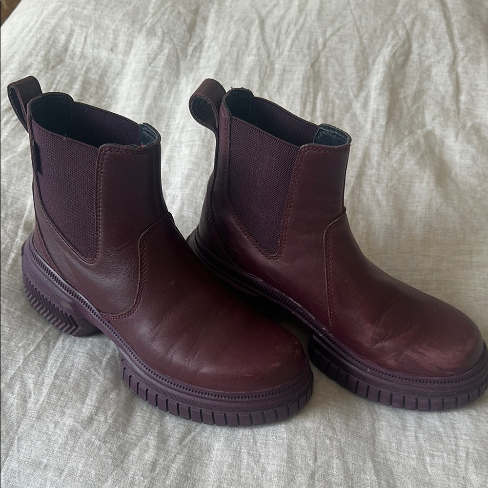 SOREL | Burgundy Leather Ankle Boots